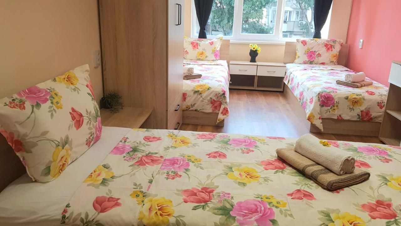 Roma Hostel Varna Luaran gambar