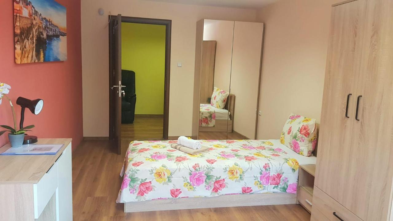 Roma Hostel Varna Luaran gambar