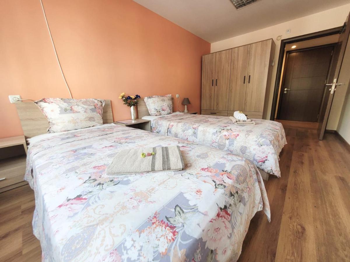Roma Hostel Varna Luaran gambar