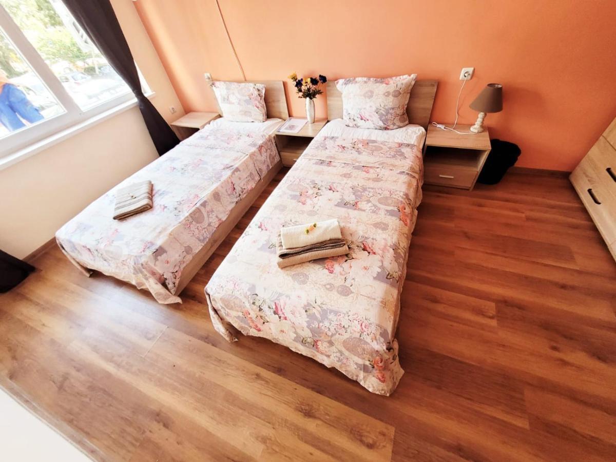 Roma Hostel Varna Luaran gambar